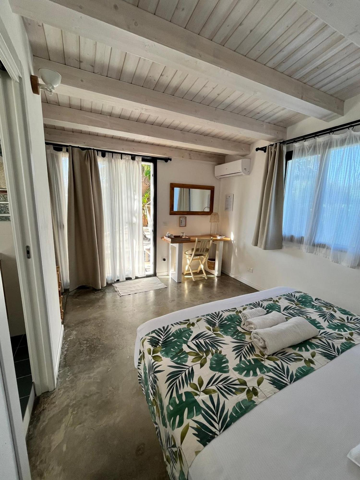 Mayana Sicily - The Suites ซานตามาเรีย เดล โฟกัลโล ภายนอก รูปภาพ